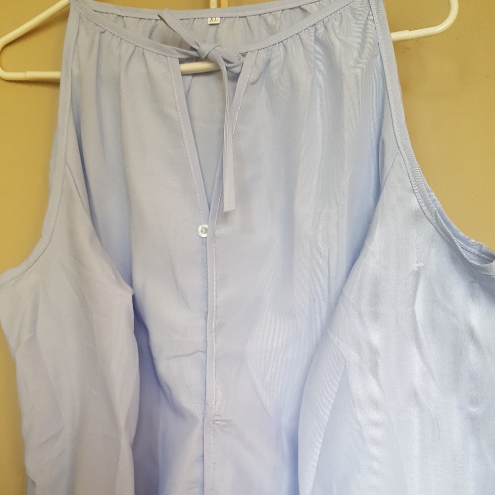 Cold shoulder button down top. - Picture 2 of 8